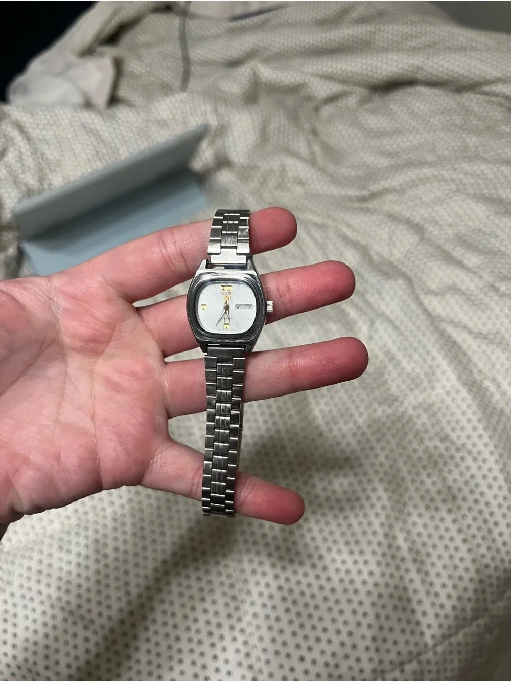 SEIKO 5 Silver Stainless Steel Wristwatch - White Dial